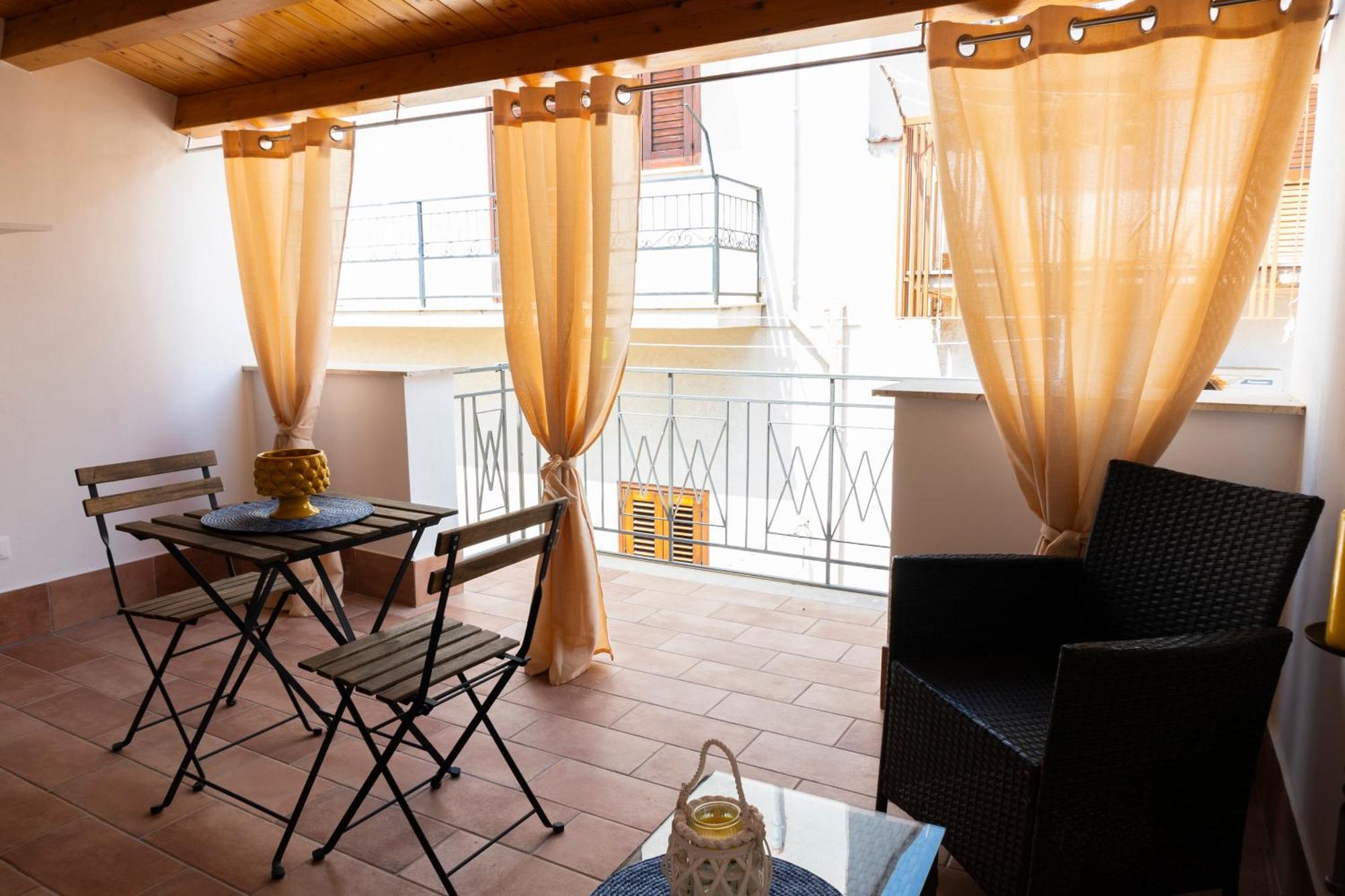 La Terrazza Di Rachele Apartment กัสเตลลัมมาเร เดล โกลโฟ ภายนอก รูปภาพ